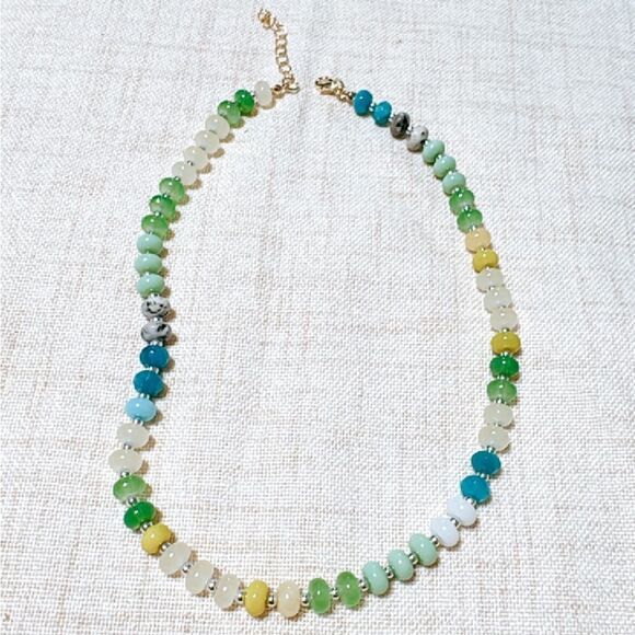Boho rainbow beaded necklace N513 - Picture 2 of 3
